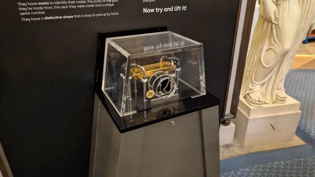 londyn-turysta-bank-of-england-gold-02