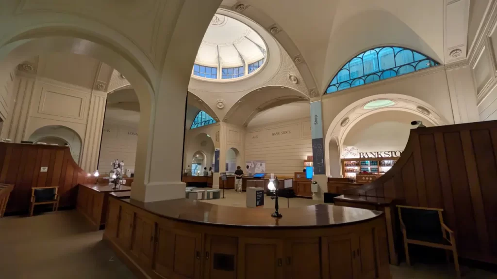 londyn-turysta-bank-of-england-wnetrze-04